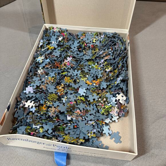 Ravensburger Puzzle 1500 Pieces Country Cottage - Picture 2 of 6